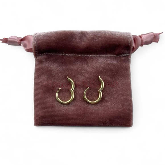 Spinelli Kilcollin Micro Hoop in 18k yellow gold - Picture 11 of 15